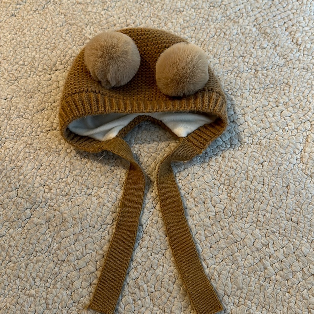 Knit bear hat